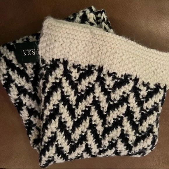 LAUREN RALPH LAUREN Wool Blend Chevron Knit Scarf black & white NWT - Picture 2 of 4